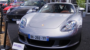 Vente Artcurial LMC 2012 - Porsche Carrera GT anthracite face avant