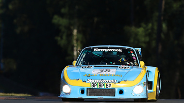 Le Mans Classic 2016 - Porsche 935 bleu face avant 2