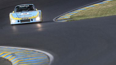 Le Mans Classic 2016 - Porsche 935 bleu face avant penché