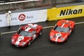 2 Ford GT40 rouge, plongée,