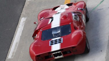 Ford GT40, bordeau, plongée, ar