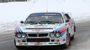 Lancia 037, action, 3-4 avg