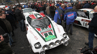 Lancia Startos, plongée, foule (2)