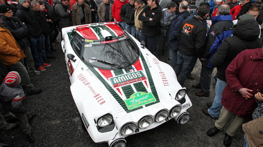 Lancia Stratos, plongée, foule