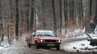 Opel Manta A, action 3-4 avd