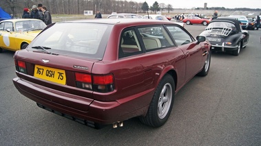 Aston Martin Virage Shooting Brake bordeaux 3/4 arrière droit