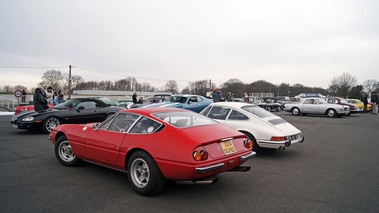 Ferrari 365 GTB/4 Daytona rouge 3/4 arrière gauche