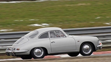 Porsche 356 gris 3/4 arrière droit filé