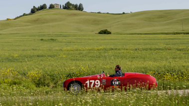 Cisitalia 202 SMM, rouge, action, profil gch