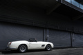 Ferrari 250 GT California Spider blanc profil