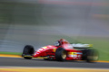 Ferrari F1 rouge 3/4 avant gauche filé penché