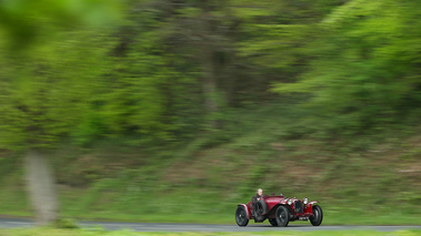 Montée de Cassel 2017 - Alfa Romeo bordeaux 3/4 avant droit filé