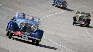 Raid Suisse-Paris 2012 - Bentley bleu face avant