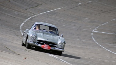 Raid Suisse-Paris 2012 - Mercedes 300 SL gris face avant