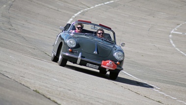 Raid Suisse-Paris 2012 - Porsche 356 Cabriolet anthracite face avant