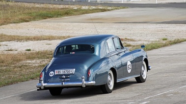 Raid Suisse-Paris 2012 - Rolls Royce bleu 3/4 arrière droit