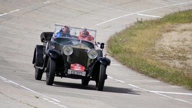 Raid Suisse-Paris 2012 - Rolls Royce cabriolet vert 3/4 arrière droit