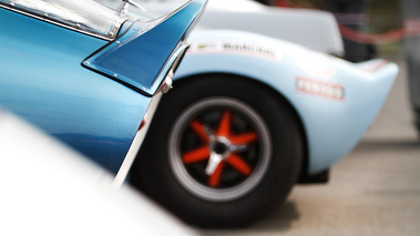 Rallye de Paris Classic 2012 - Shelby Cobra Daytona Coupe bleu aileron