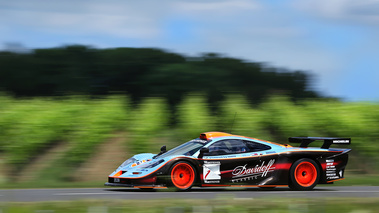 Rallye McLaren F1 2017 - F1 GTR Longtail Gulf 3/4 avant gauche filé