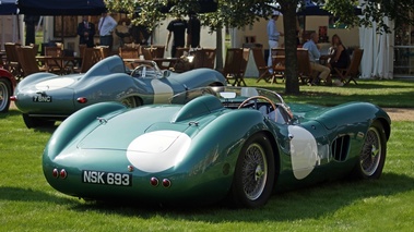 Aston Martin DBR1 vert 3/4 arrière droit