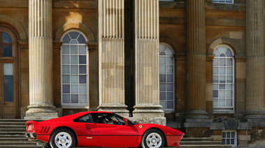 Salon Privé 2017 - Concours Masters - Ferrari 288 GTO rouge profil