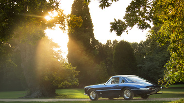 Salon Privé 2017 - Concours Masters - Ferrari 400 SuperAmerica bleu 3/4 arrière gauche