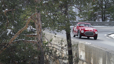 Serenissima Louis Vuitton Classic Run 2012 - Ferrari bordeaux 3/4 avant droit