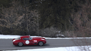 Serenissima Louis Vuitton Classic Run 2012 - Ferrari bordeaux profil vue de haut