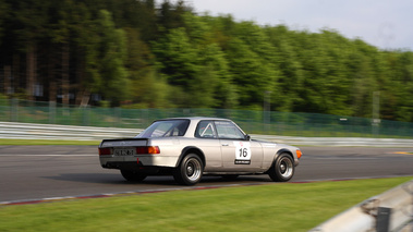 Mercedes 450 SLC 5.0, gris, 3-4 ard action