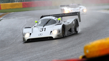 POrsche Groupe C, grise action 3-4 avg