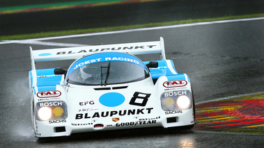 Spa Classic 2017 - Porsche 956 blanc/bleu face avant penché