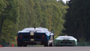 Ford GT40, bleu, action dos