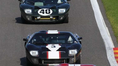 4 Ford GT40, tête, action face