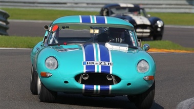 Jaguar E-Type, bleu, action face