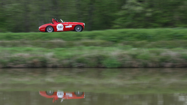 Tour Auto 2012 - Austin Healey rouge filé