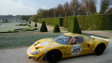 Tour Auto 2012 - Ford GT40 jaune profil