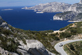 Tour Auto 2012 - Jaguar Type E blanc 3/4 avant gauche vue de haut