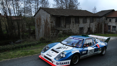 Tour Auto 2012 - Ligier JS2 blanc/bleu 3/4 avant gauche