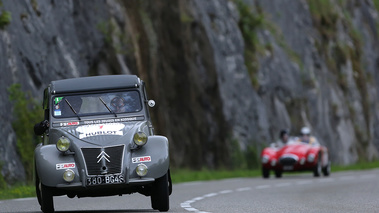 Tour Auto 2013 - Citroën 2CV anthracite face avant