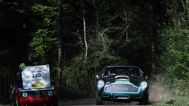Aston Martin DB4 GT vert face avant