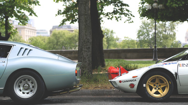 Tour Auto 2017 - jantes Ferrari 275 GTB gris & Lancia Stratos Gr. IV blanc