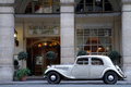 Traversée de Paris 2012 - Citroën Traction gris profil