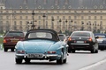 Traversée de Paris 2013 - Mercedes 300 SL Roadster bleu face arrière