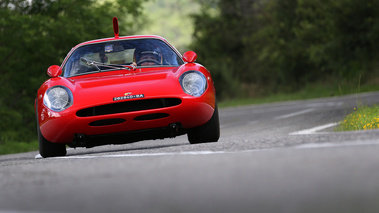 Vernasca Silver Flag 2016 - Abarth rouge face avant penché