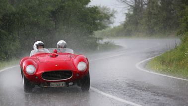 Vernasca Silver Flag 2016 - Ferrari rouge face avant