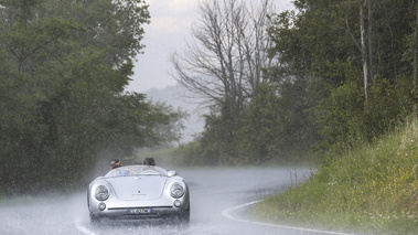 Vernasca Silver Flag 2016 - Porsche 550 Spyder gris face avant