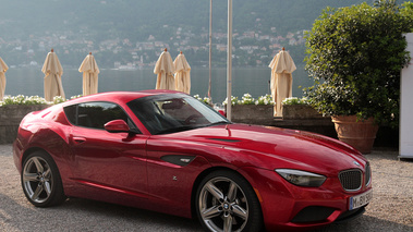 Villa d'Este 2012 - BMW Zagato Coupé rouge 3/4 avant droit