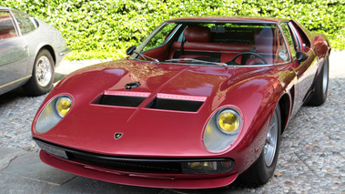 Villa d'Este 2012 - Lamborghini Miura SVJ rouge 3/4 avant gauche