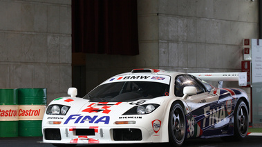 Villa d'Este 2012 - McLaren F1 GTR LM blanc 3/4 avant gauche