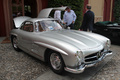 Villa d'Este 2012 - Mercedes 300 SL gris 3/4 avant droit porte ouverte